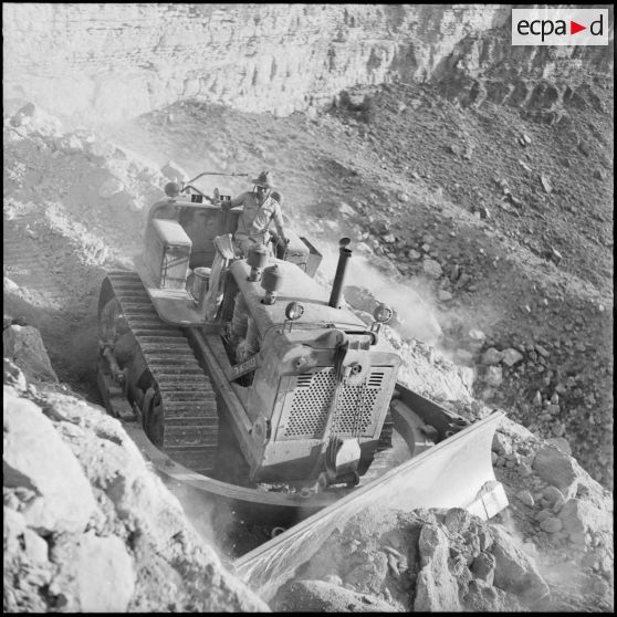Le travail du génie dans le massif de l'Aurès Nemencha.