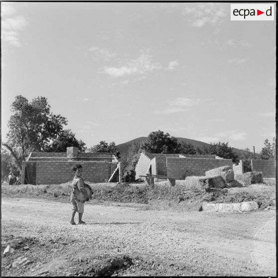 Construction de nouveaux logements à Zarouria.