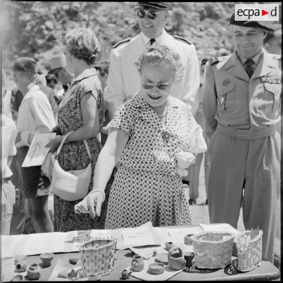 Madame Lacoste en visite à Tizi-Ouzou.