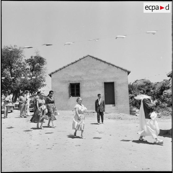 Madame Lacoste en visite à Tizi-Ouzou.