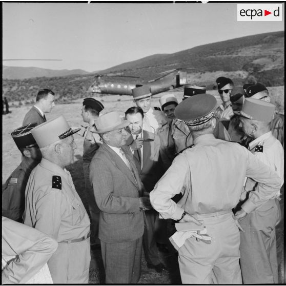 Malala. Autorités civiles et militaires.