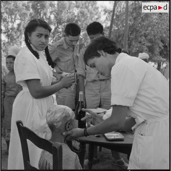 Equipe médico-sociale itinérante à la ferme Paul-Michel.