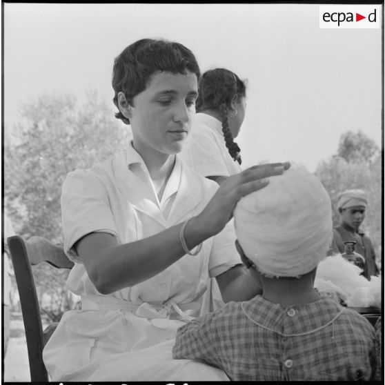 Equipe médico-sociale itinérante à la ferme Paul-Michel.