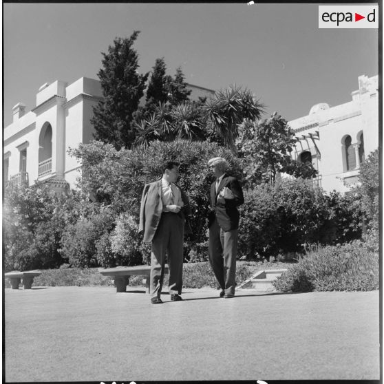 Le journaliste américain Jacques Aber en visite à Alger.