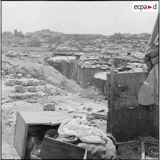 Vue du bidonville de Vidal à Maison Carrée.