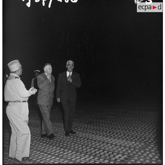 Arrivée d'André Morice, ministre de la défense nationale et des forces armées, à Bône.