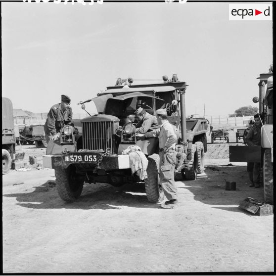 403ème compagnie moyenne de réparation du matériel (CMRM) et du matériel roulant.