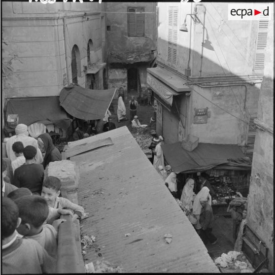 Rues dans la casbah d'Alger.