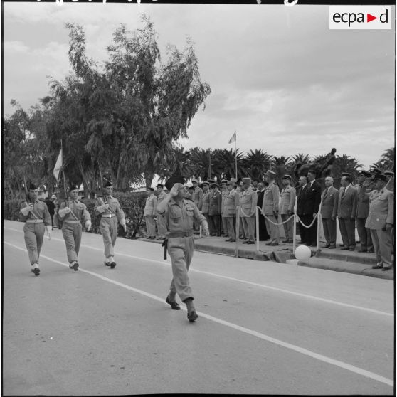 Défilé des troupes.