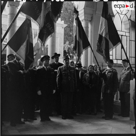 Au cimetière israélite le Grand Rabbin prononce une allocution et un aumonier des prières.