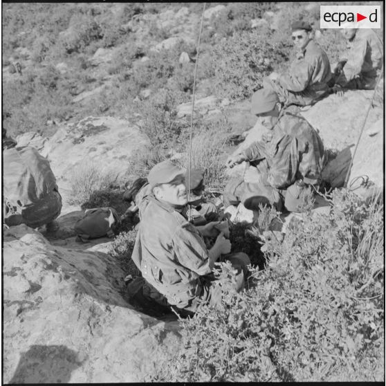 Vie quotidienne d'une garnison en Algérie.