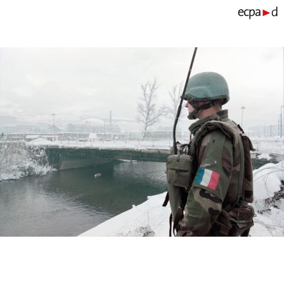 Surveillance du pont de Vrbanja à Sarajevo.