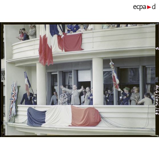 Discours du général de Gaulle au balcon du Gouvernement général à Alger.