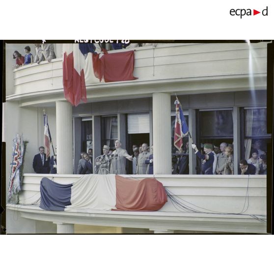 Discours du général de Gaulle au balcon du Gouvernement général à Alger.