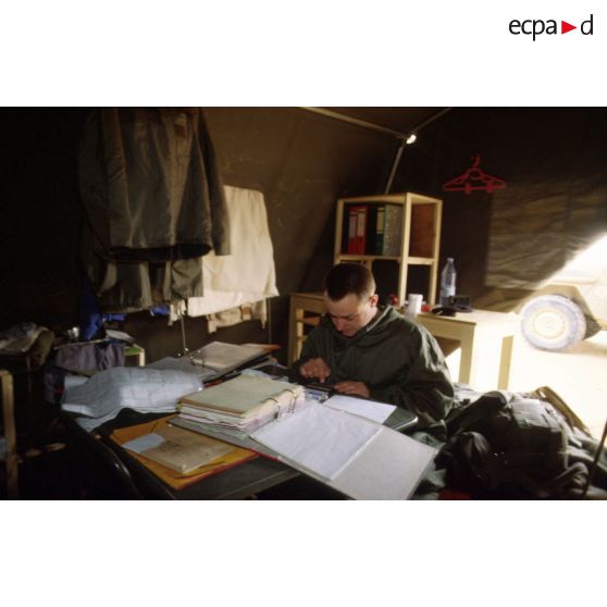Le SEA (Service des essences des armées) dans les environs de CRK (camp du roi Khaled).
