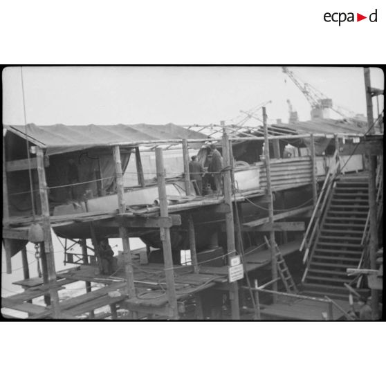 Assemblage de U-Boote de type IX-B à Brème.