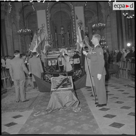 Messe en la mémoire  du maréchal de Lattre de Tassigny en la cathédrale d'Alger.