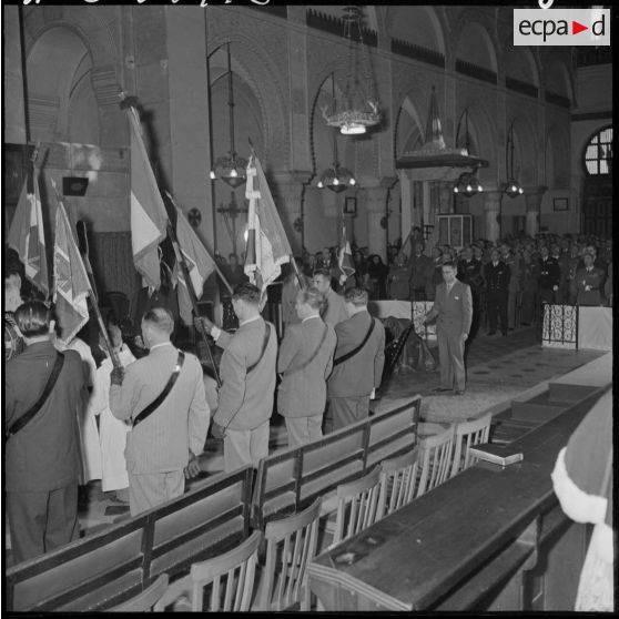 Messe en la mémoire  du maréchal de Lattre de Tassigny en la cathédrale d'Alger.