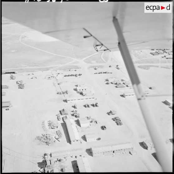 Vue aérienne d'un campement.