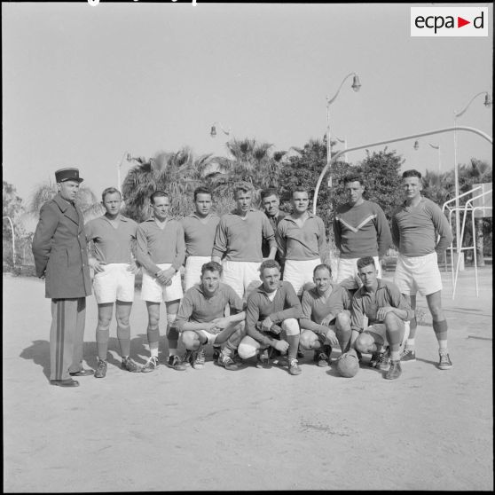Portrait d'une équipe de handball.