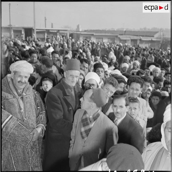 La foule lors d’une manifestation à Maison Carrée.