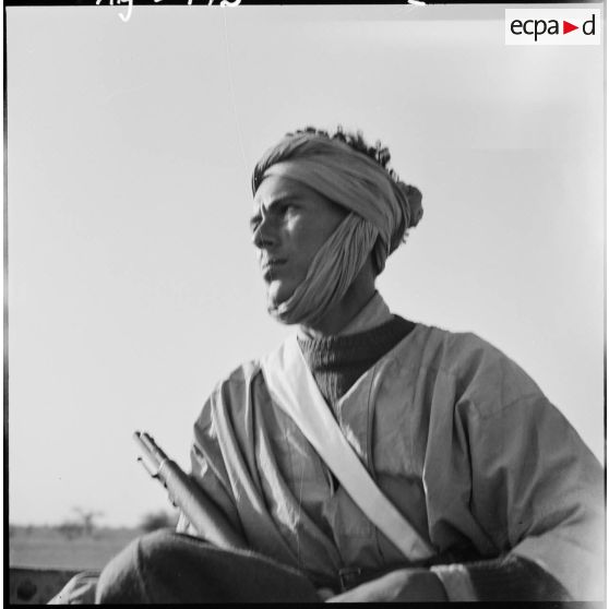 Portrait d'un homme de la tribu Reguibat.