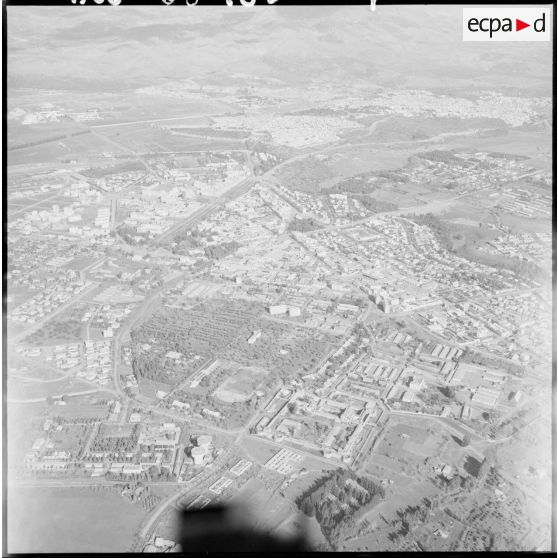 La ville de Fès (Maroc) vue d’avion.