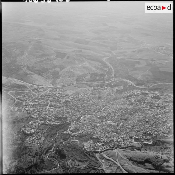 La ville de Fès (Maroc) vue d’avion.