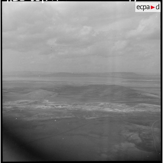 Les chotts du Garaet et Tarf.