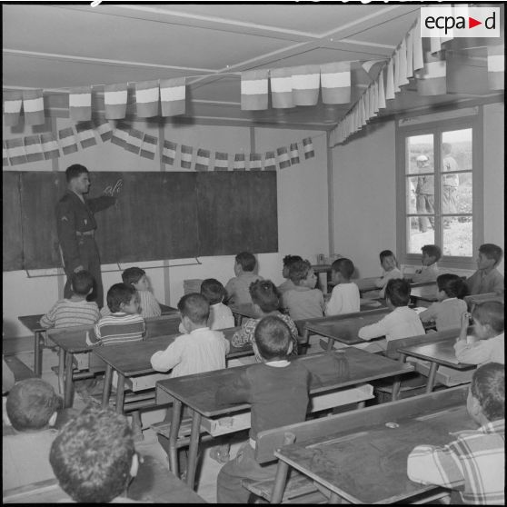 Un caporal de Forges-les-Eaux (Seine-Maritime) pendant son cours.