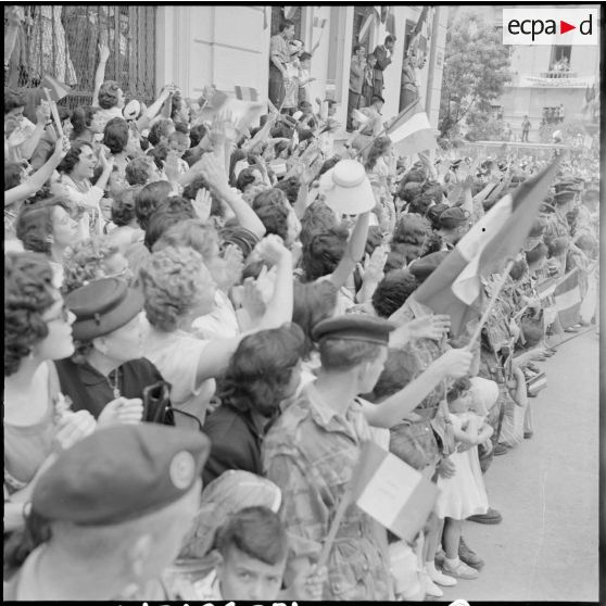 La foule pendant la manifestation de Constantine.
