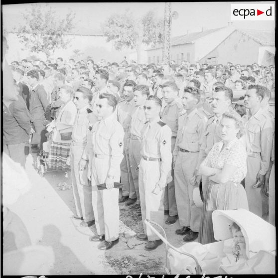 Telergma. Les militaires chantent la marseillaise.