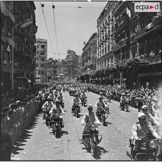 Alger. Visite du général de Gaulle.