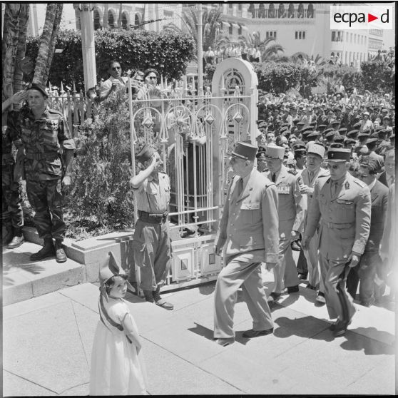 Alger. Visite du général de Gaulle.