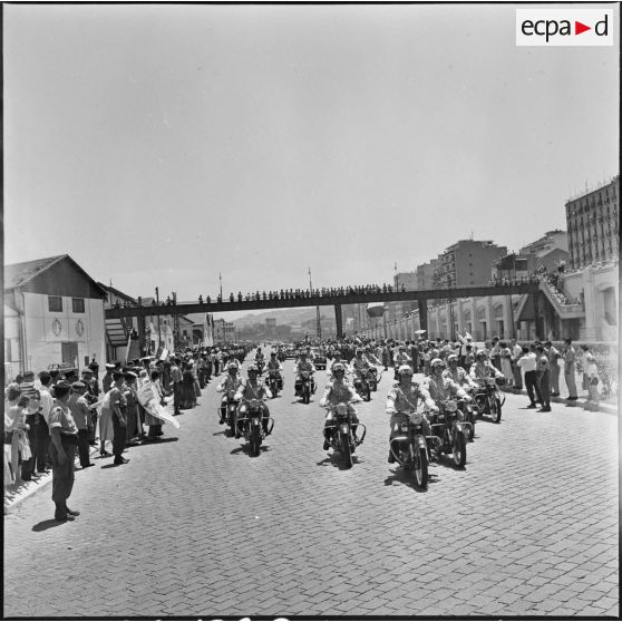 Région d'Alger. Visite du général de Gaulle.