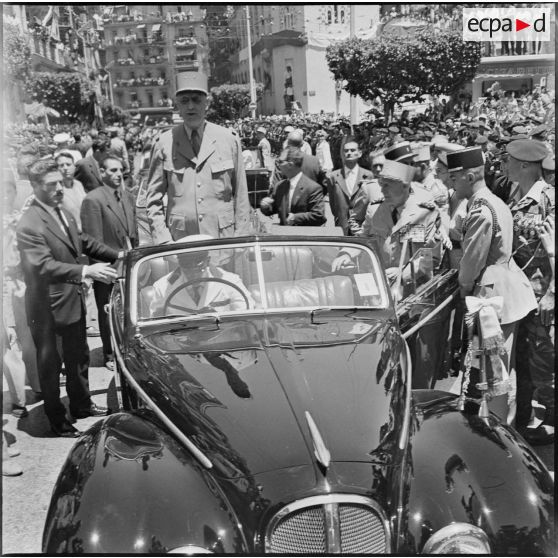 Alger. Visite du général de Gaulle.
