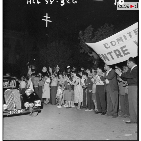 Constantine. Visite du général Gilles.