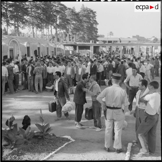 Libération de détenus au centre de triage de Ben Aknoun.