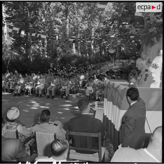 Ecole Préparatoire Nord-Africaine (EPNA) de Kolea. Discours du général Salan.