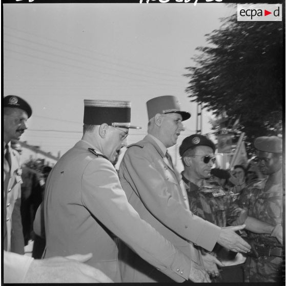 Voyage du général de Gaulle dans le Constantinois.