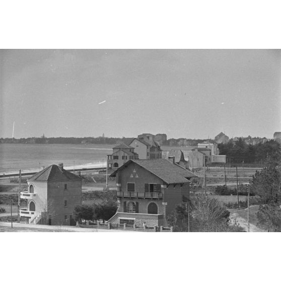 Panorama sur le littoral de Loire-Atlantique depuis une chambre réquisitionnée.