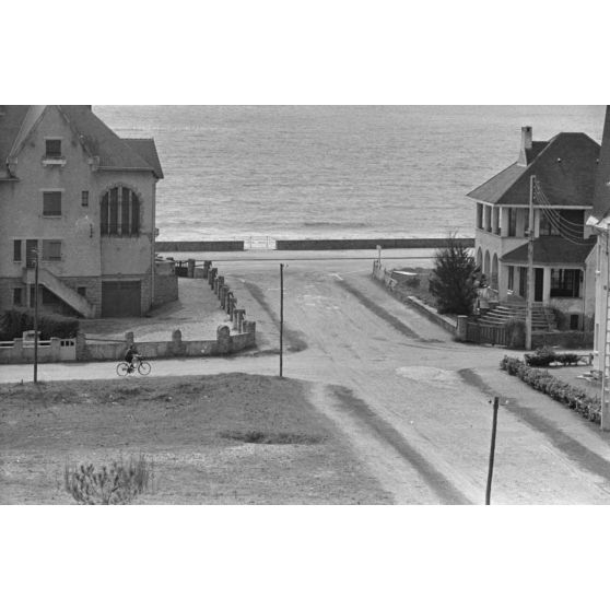 Panorama sur le littoral de Loire-Atlantique depuis une chambre réquisitionnée.