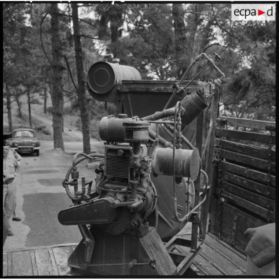 Alger. Désinfection par le service de santé.