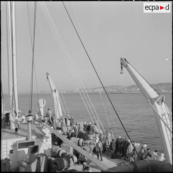 Anciens combattants à bord du paquebot "Maréchal Joffre".