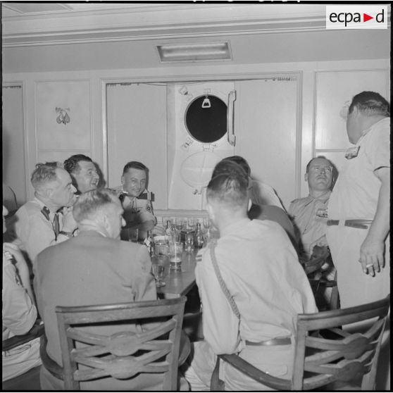 A bord du paquebot "Maréchal Joffre".