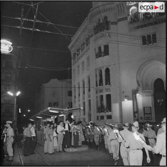 Soirée du 13 juillet à Alger.