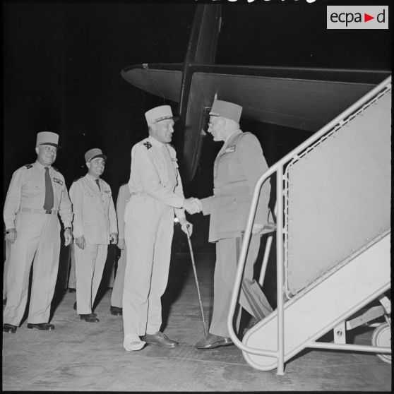 Alger. Arrivée du général Zeller.