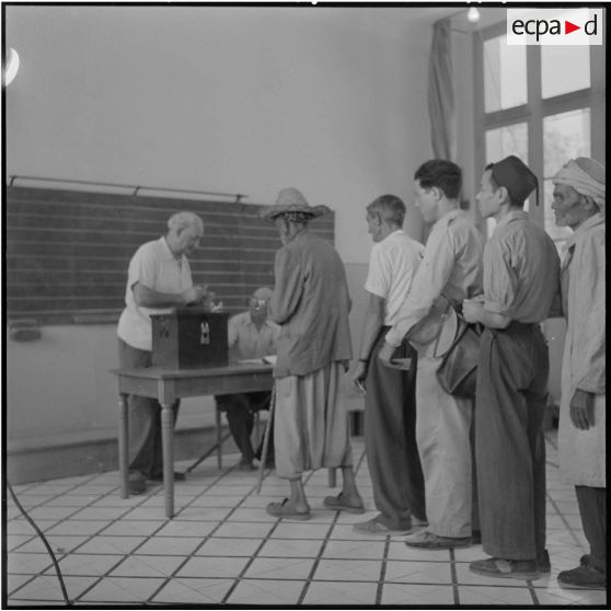 Algérie. Journée d'élections.