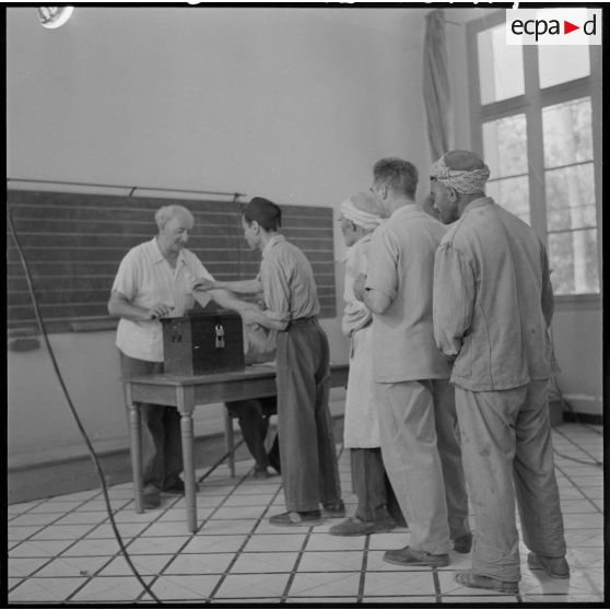 Algér. Journée d'élections.