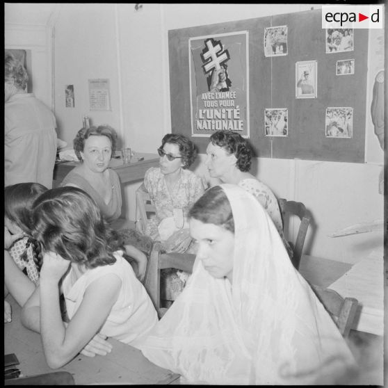 Aïn Bessour. Le cercle féminin.